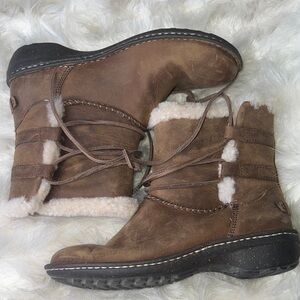 Uggs Suede Brown Fuzzy Shearling-Lined  Winter Ankle Boots Booties Size 8 New